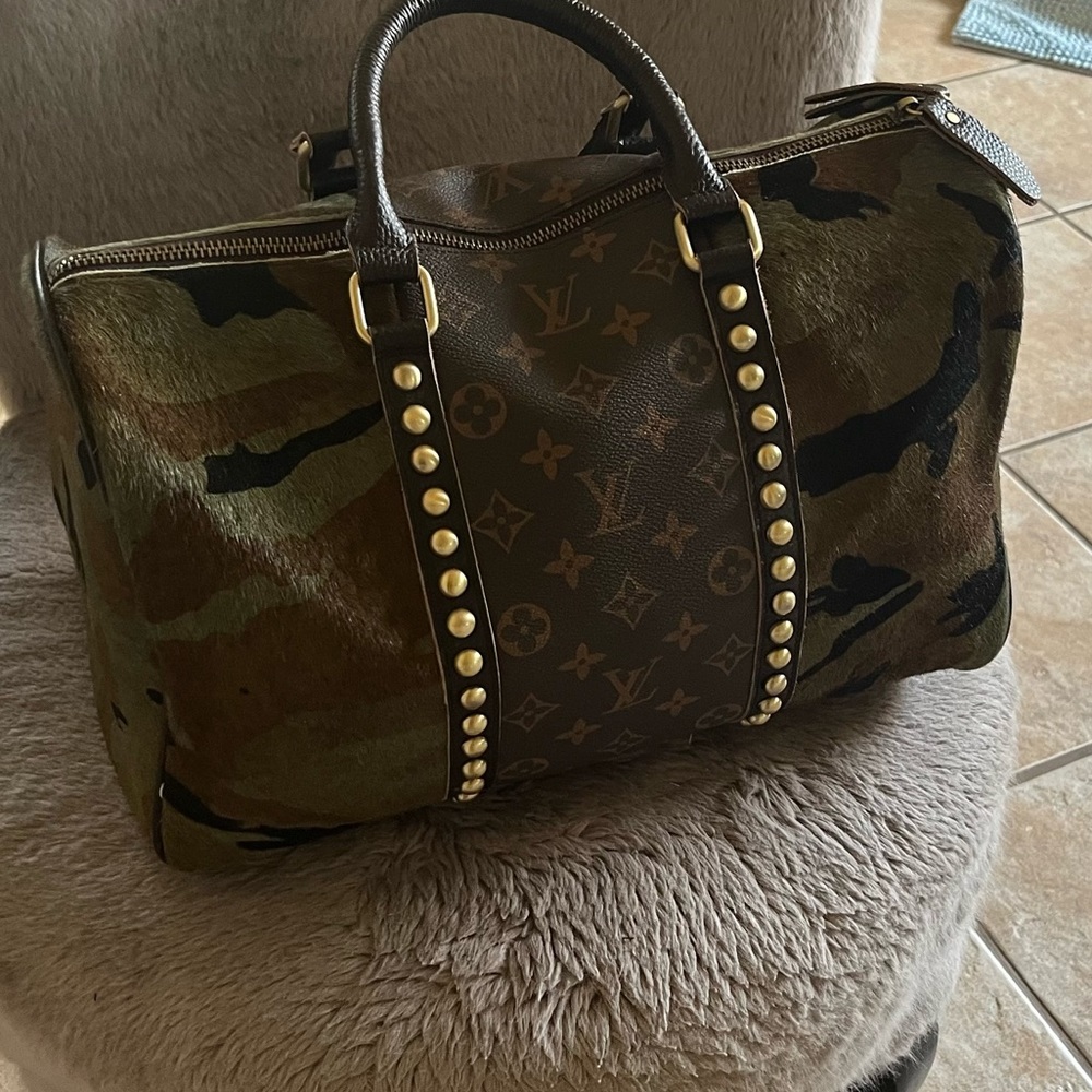 Louis Vuitton repurposed travel bag speedy.